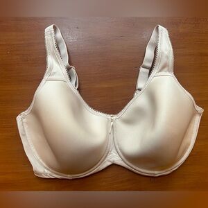 Wacoal Basic Beauty T Shirt Spacer Bra 36G